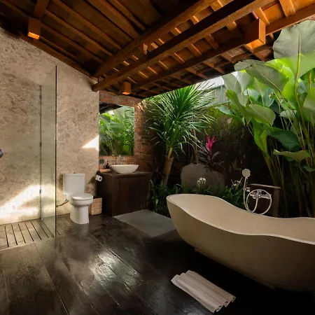 Natajiwa Village Seminyak  Exterior photo